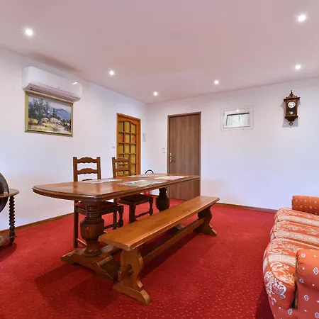 Apartment Du Parc